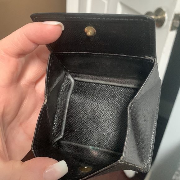 ❌SOLD 1997 authentic Louis Vuitton small coin / earbud case - Picture 12 of 17